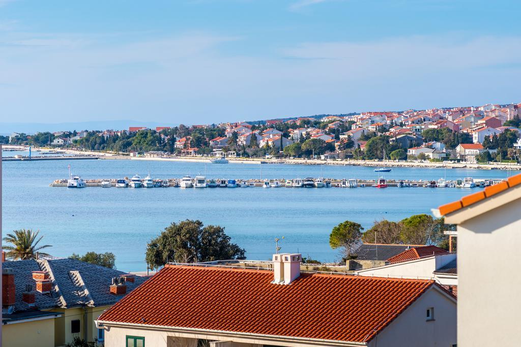 Pool Apartments Galeb Novalja Ngoại thất bức ảnh