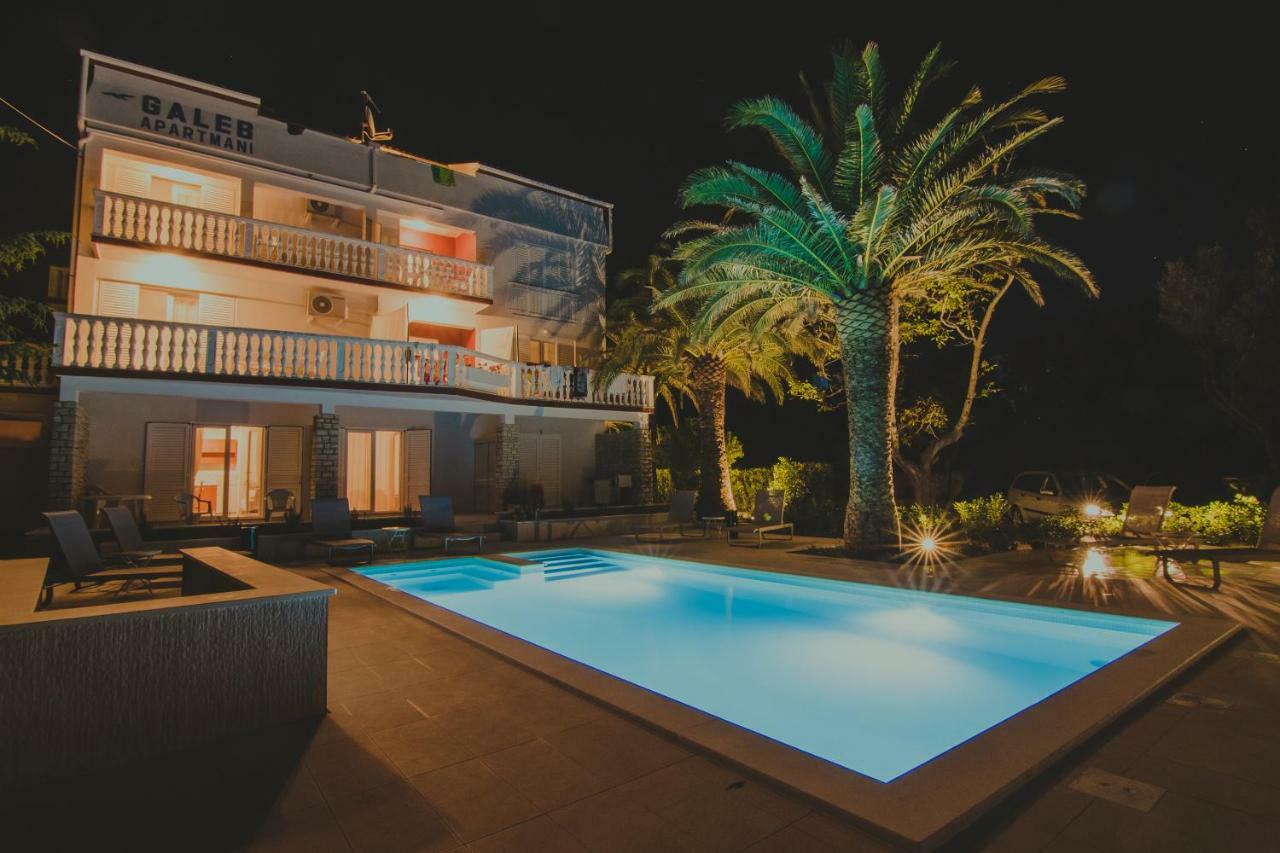 Pool Apartments Galeb Novalja Ngoại thất bức ảnh