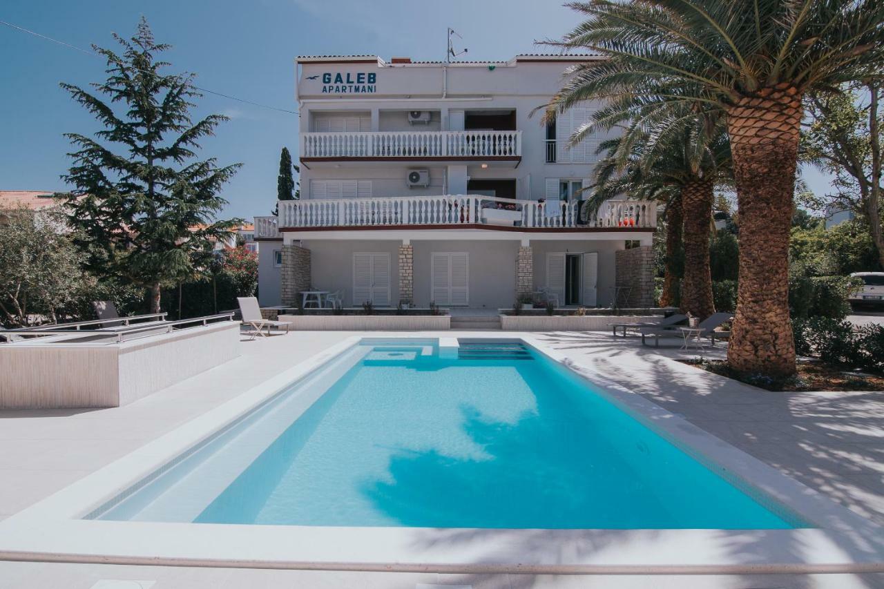Pool Apartments Galeb Novalja Ngoại thất bức ảnh