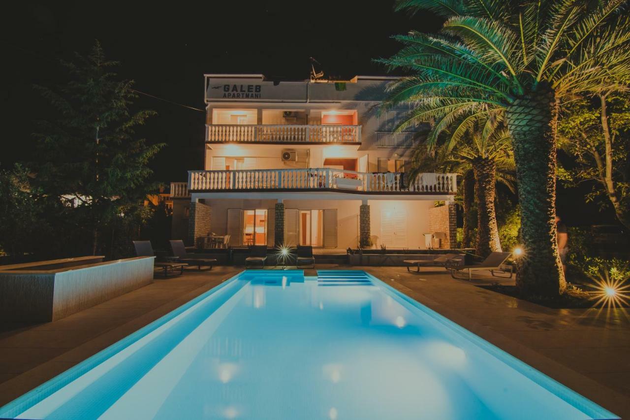 Pool Apartments Galeb Novalja Ngoại thất bức ảnh